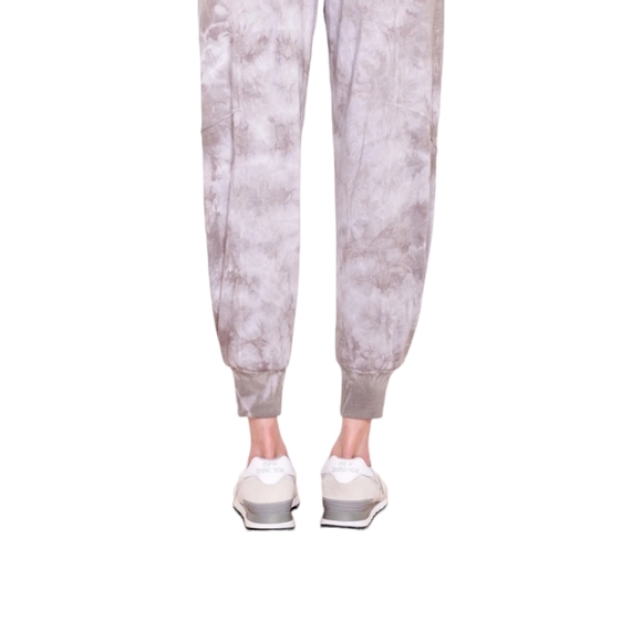 NWT Sundry Tie Dye Grey Pleated Sweatpants Women Size 2(M) - Picture 2 of 12
